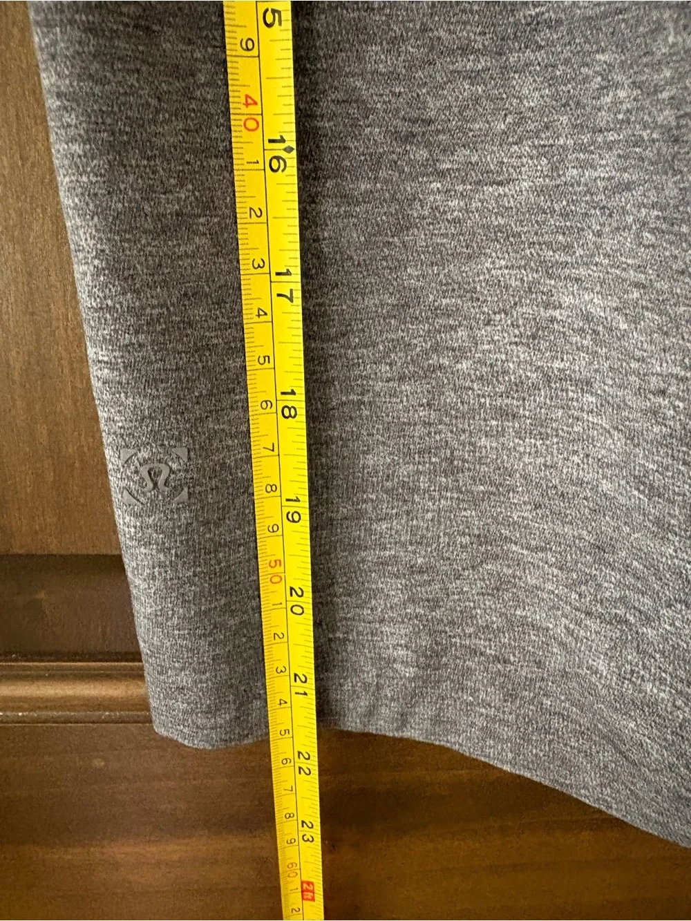 Lululemon T.H.E. Short Liner-less Mens Gray Athletic M